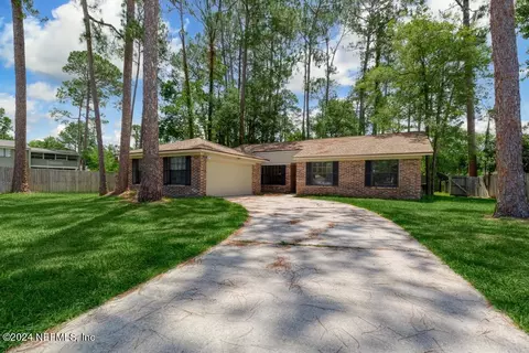 10489 Arrowhead Dr, Jacksonville, FL 32257