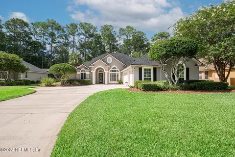 401 E Woodhaven Dr, Ponte Vedra Beach, FL 32082