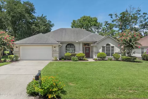 936 Blackberry Ln, Saint Johns, FL 32259