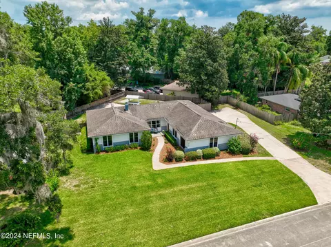 9105 Kings Colony Rd, Jacksonville, FL 32257
