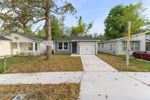 1590 W 22nd St, Jacksonville, FL 32209