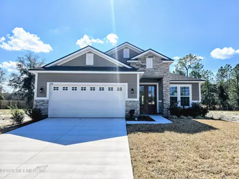 3538 Americana Dr, Green Cove Springs, FL 32043