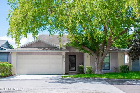 1973 W Bluebird Run, Orange Park, FL 32073