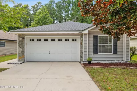 96607 Commodore Point Dr, Yulee, FL 32097
