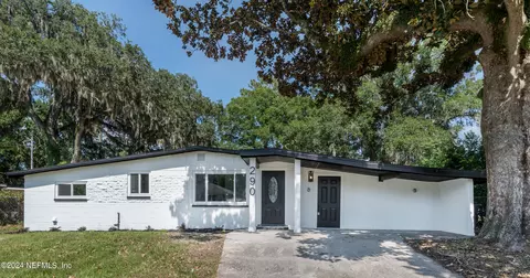 290 Lee Dr, Orange Park, FL 32073