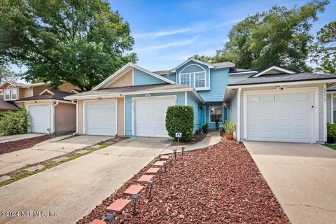 3568 Rain Forest Dr W, Jacksonville, FL 32277