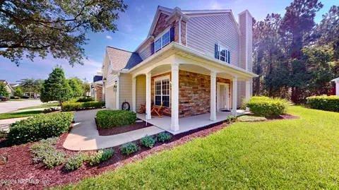 3905 Lionheart Dr, Jacksonville, FL 32216