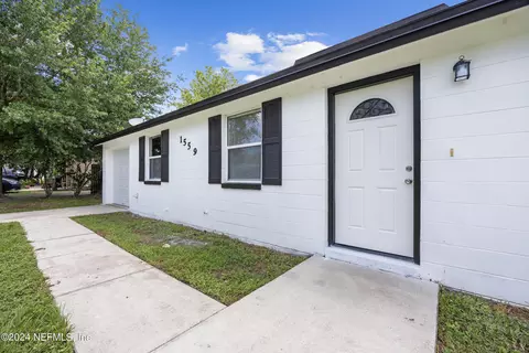 1559 Pawnee St, Orange Park, FL 32065