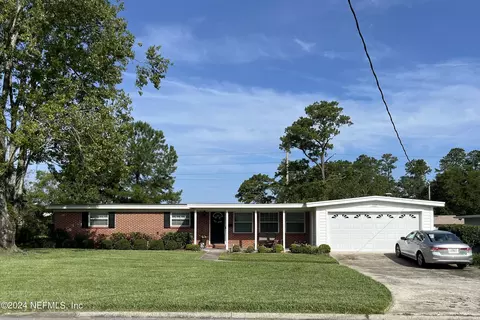 7227 Hanson Dr, Jacksonville, FL 32210