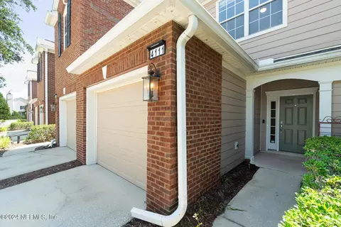 4111 Crownwood Dr, Jacksonville, FL 32216