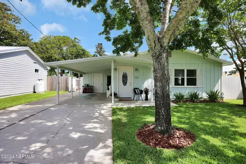 813 7th Ave N, Jacksonville Beach, FL 32250