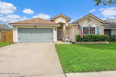 2482 Creekfront Dr, Green Cove Springs, FL 32043