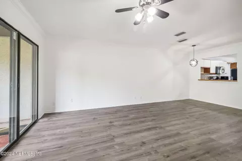 7701 Baymeadows Cir #1166, Jacksonville, FL 32256
