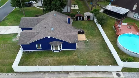 234 Prindle Dr E, Jacksonville, FL 32225