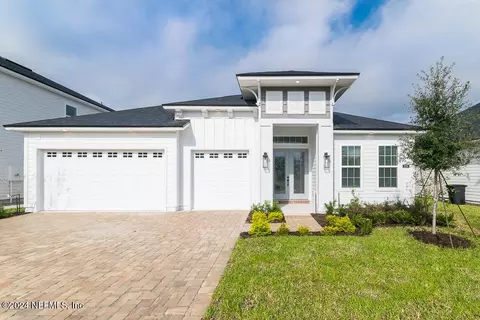 531 Eagle Moon Lake Dr, Saint Augustine, FL 32092