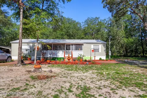 217 SW 51st Ave, Interlachen, FL 32148