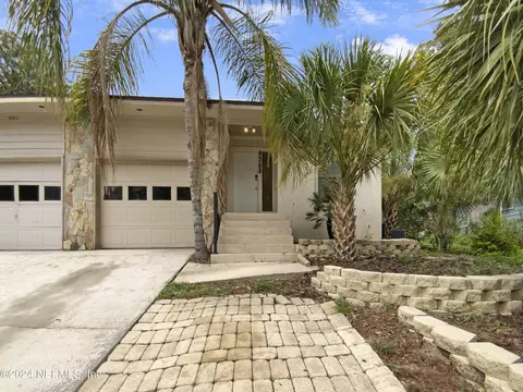 3988 Arbor Lake Cir, Jacksonville, FL 32225
