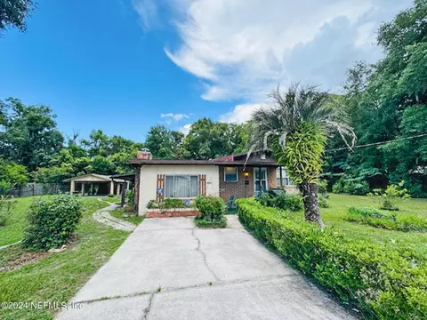 1219 Spruce St, Green Cove Springs, FL 32043