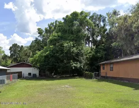 1703 Gillis St, Palatka, FL 32177