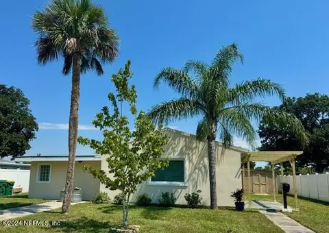 815 13th Ave N, Jacksonville Beach, FL 32250