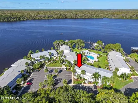 113 River Bend Pl #B, Welaka, FL 32193