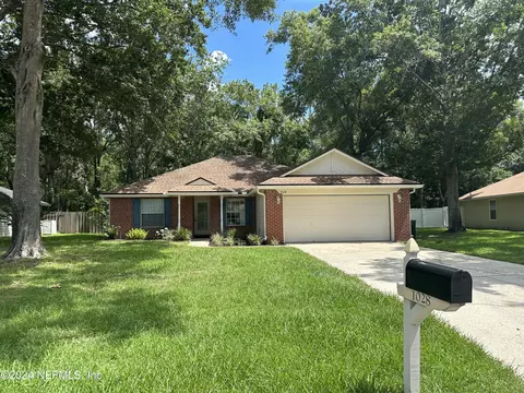 1028 Flora Parke Dr, Saint Johns, FL 32259