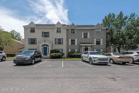 4318 Plaza Gate Ln #201, Jacksonville, FL 32217