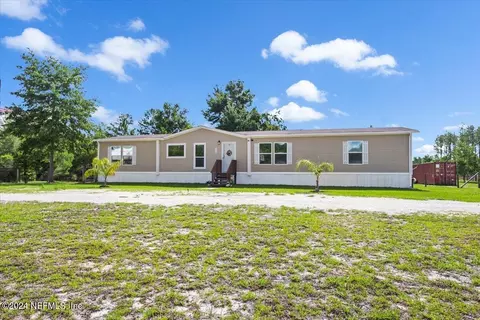 210 Orange Blossom St, Pomona Park, FL 32181