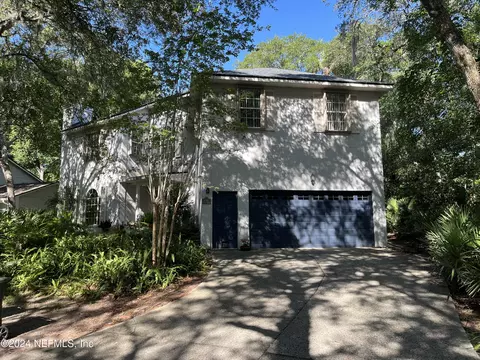1840 N Sherry Dr, Atlantic Beach, FL 32233