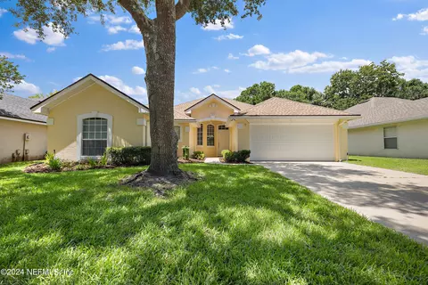716 Lake Stone Cir, Ponte Vedra Beach, FL 32082