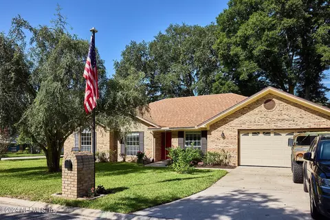 1582 Rain Bird Ct, Jacksonville, FL 32225