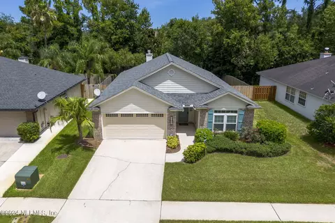4415 Autumn River Rd E, Jacksonville, FL 32224