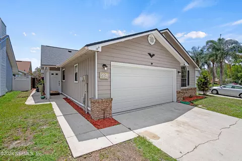 49 Debarry Ave, Orange Park, FL 32073