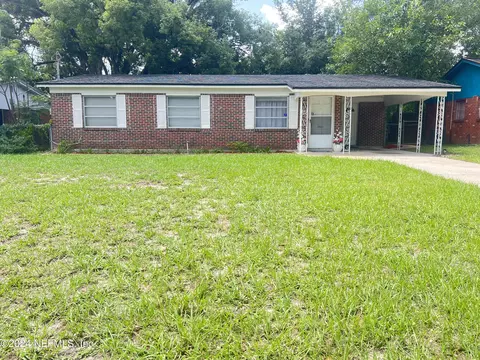 7440 Leroy Dr, Jacksonville, FL 32244