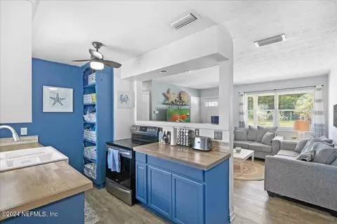 1127 Green Cay Ave, Jacksonville, FL 32233