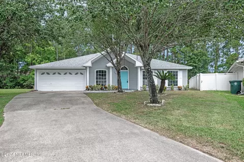 7752 Fawn Lake Dr S, Jacksonville, FL 32256