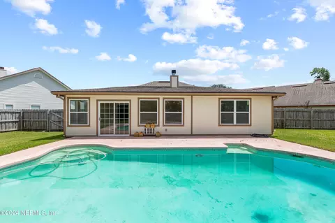 338 Canoe Cir, Orange Park, FL 32073