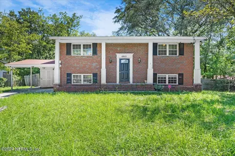 6801 Azul Ct, Jacksonville, FL 32210