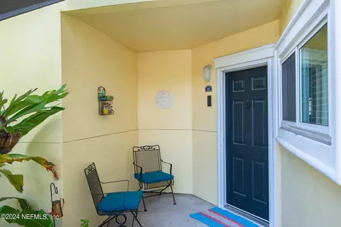 1800 The Greens Way #307, Jacksonville Beach, FL 32250