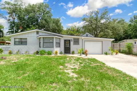 7461 Stonehurst Rd N, Jacksonville, FL 32277