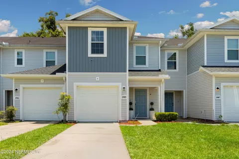 1909 Biscayne Bay Cir, Jacksonville, FL 32218
