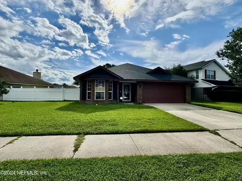 1726 Saw Lake Dr, Middleburg, FL 32068