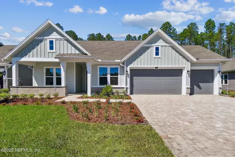 124 Trafford Ct, Saint Johns, FL 32259