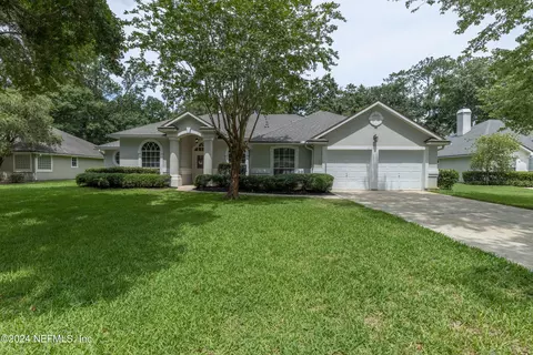 2285 Eagle Harbor Pkwy, Fleming Island, FL 32003