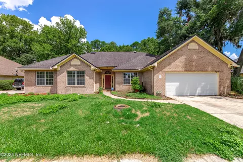 4253 Emerald Bay Dr, Jacksonville, FL 32277
