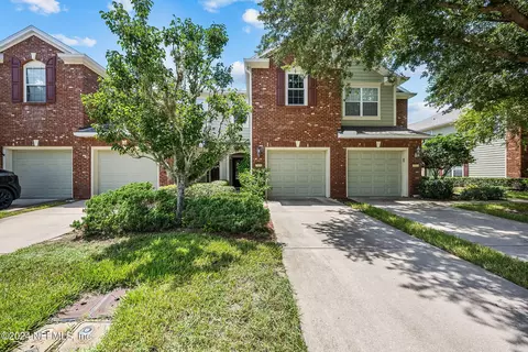 7024 Roundleaf Dr, Jacksonville, FL 32258