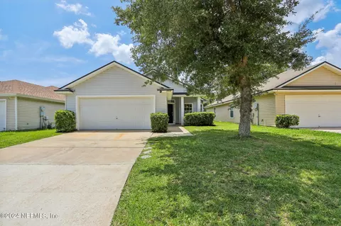 2918 Centerwood Dr N, Jacksonville, FL 32218