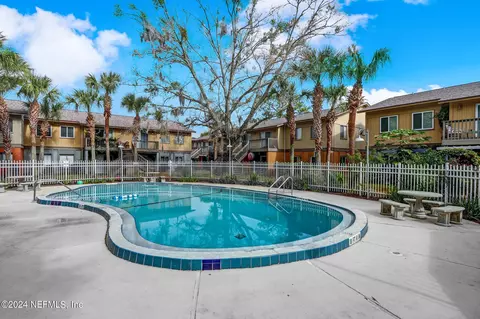 1800 Park Ave #350, Orange Park, FL 32073