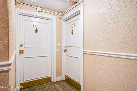 311 W Ashley St #308, Jacksonville, FL 32202