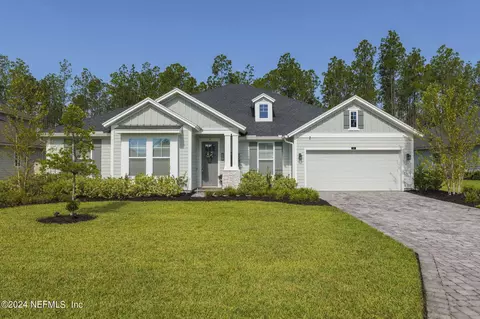 101 Clarendon Rd, Saint Johns, FL 32259